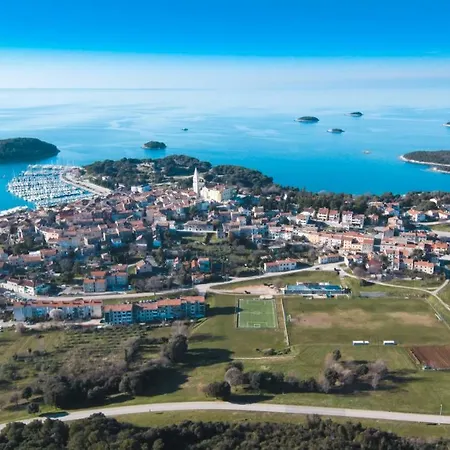 Апартаменты Family Vacation House