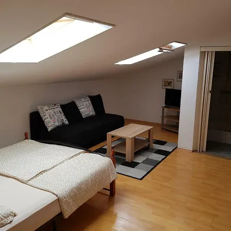 Апартаменты Family Vacation House *